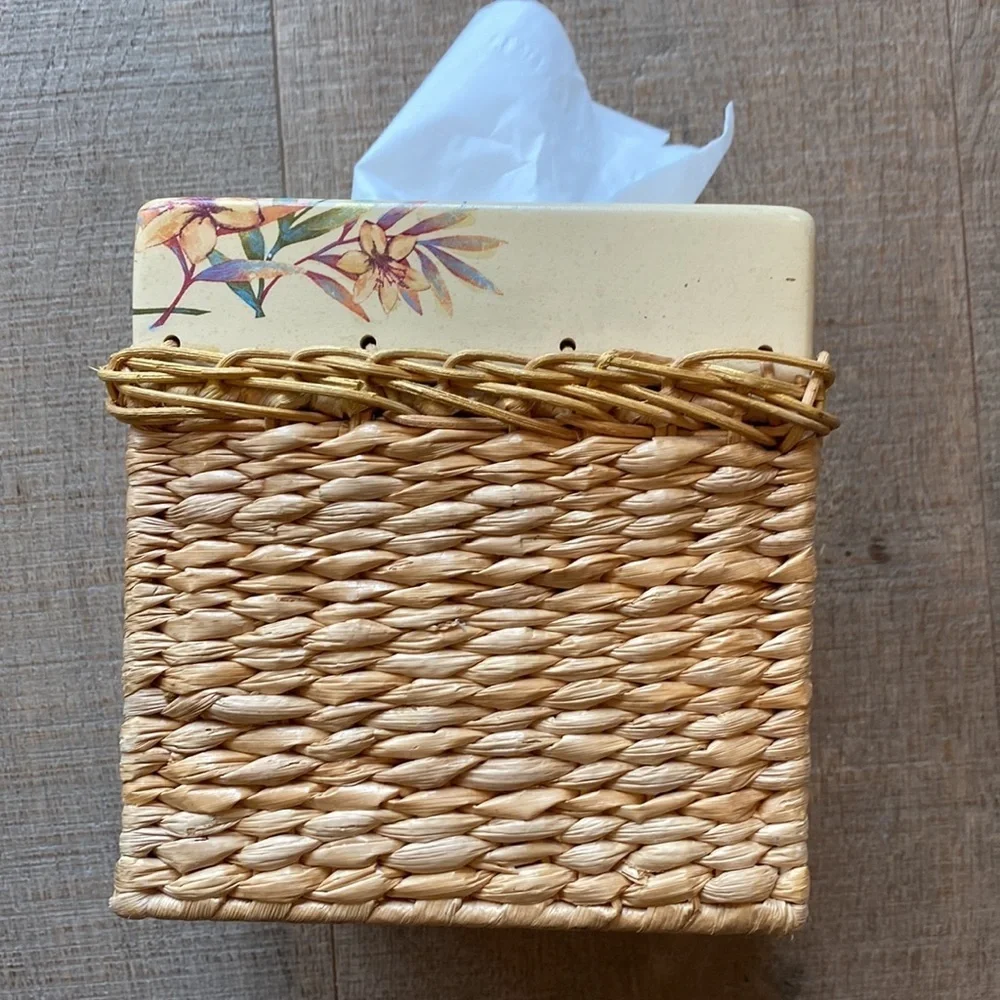 Vintage Floral & Rattan Kleenex Holder